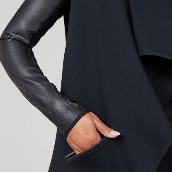 💕 SPANX Drape Front Jacket - Very Black 50176 - Picture 3 of 6